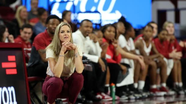 Jennie Baranczyk crouch